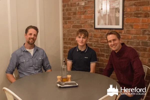 Two students Win Prizes in AI Challenge