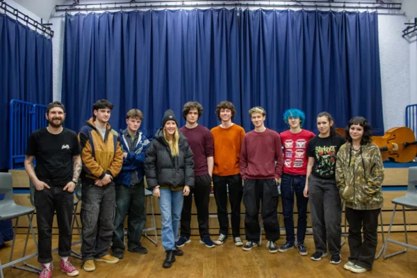 Alumni Ellie Goulding Surprises Music Academy Groups